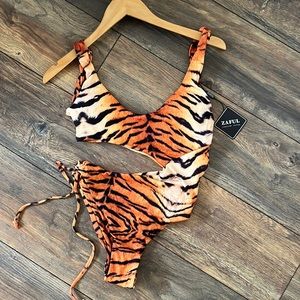 ZAFUL Cutout Ribbed Tiger Print One-piece Swimsuit - Never worn. tags attached
